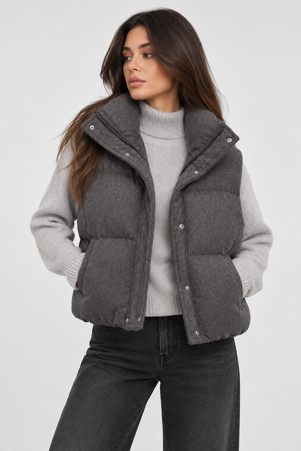 Théa Short Sleeveless Vest Coat