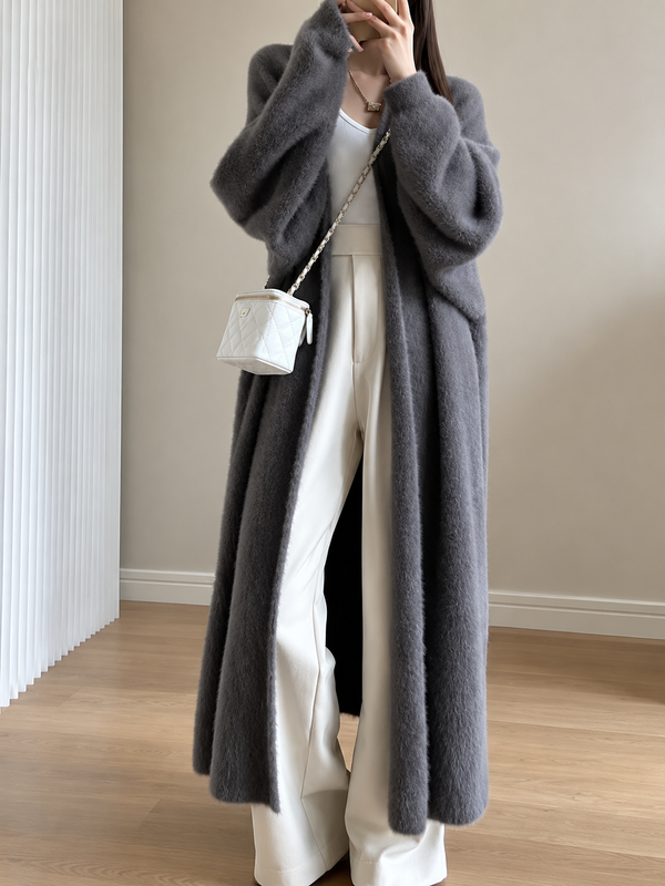 White faux-mink open coat with long sleeves, relaxed fit, knee-length