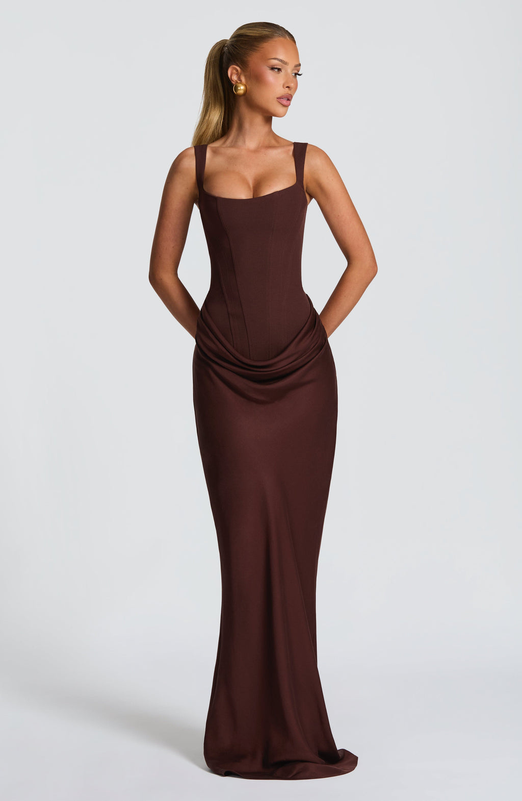 Elara Sculpt Maxi Dress