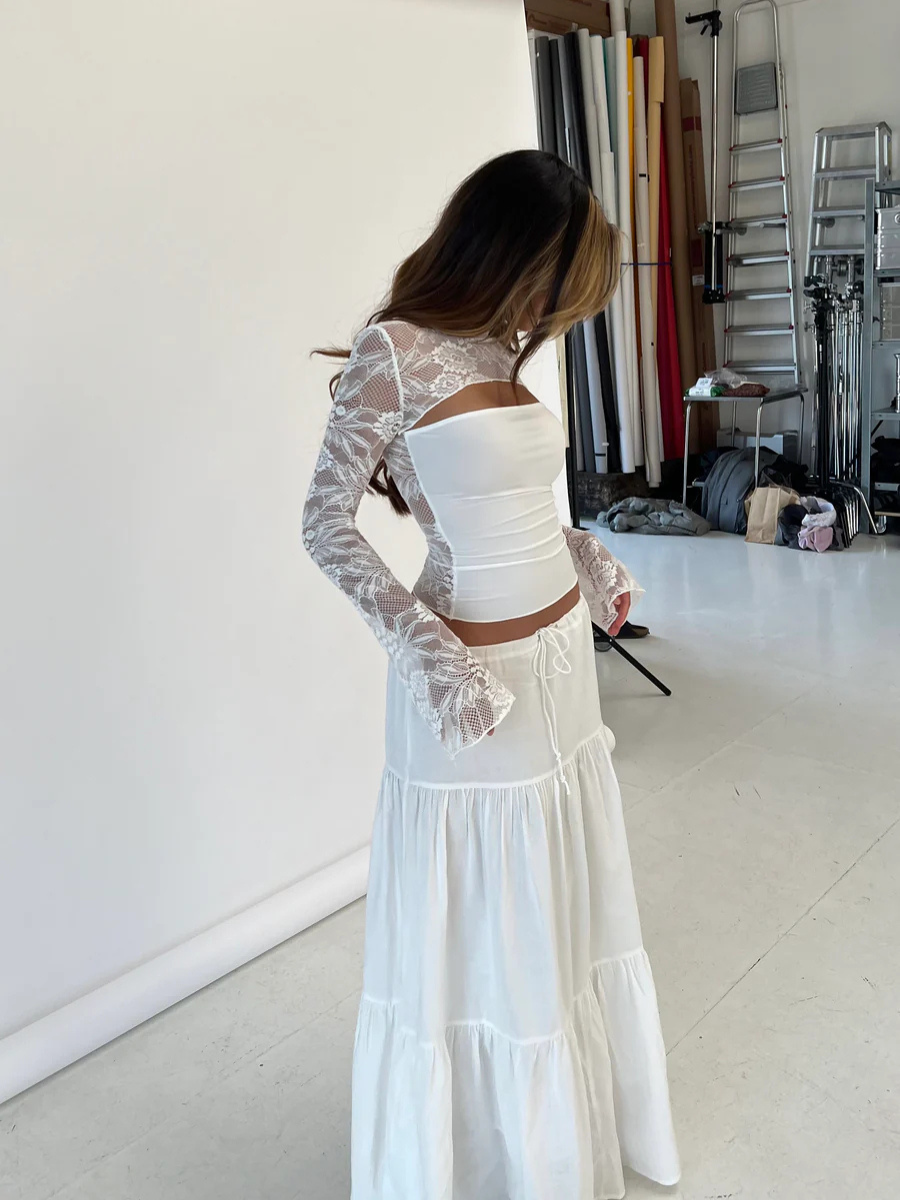 Noéline Sheer Lace Long-Sleeve Top